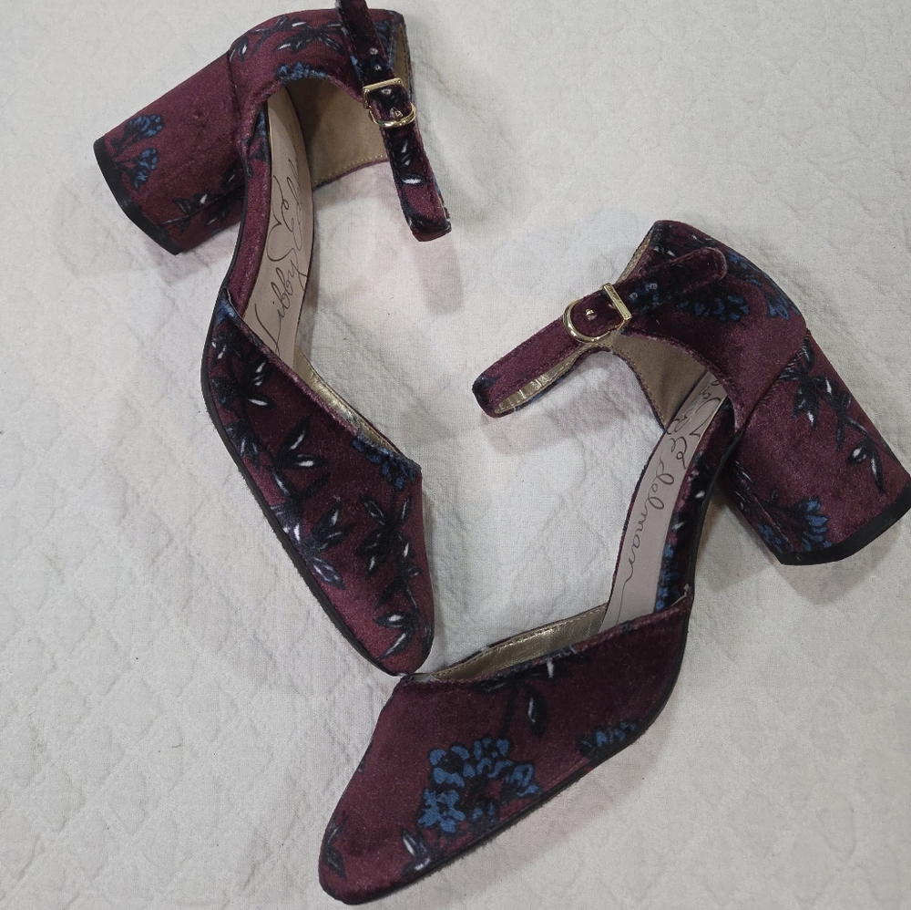 Libby Edelman Jessica Floral Velvet Block Heels Size 6 Ankle Strap